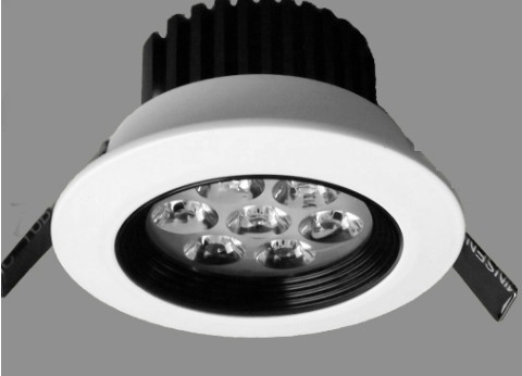 Led泛光燈抓住發(fā)展契機(jī)使其實(shí)現(xiàn)跨越式增長！